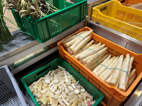 Der Spargelkonsum in Deutschland lag 2024 bei 1,2 kg pro Kopf.