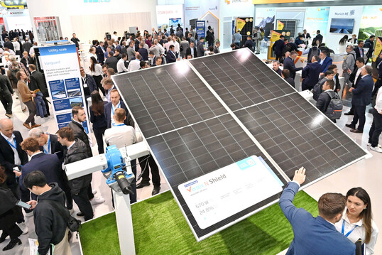 Ob technische Feinheiten oder große Kompaktlösungen: Auf der Messe „The smarter E europe“ in München gab es eine große Bandbreite an Informationen.