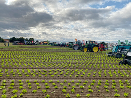 Technik-Interessierte konnten sich in Schifferstadt bei den Ausstellern ber neue und bewhrte Maschinen informieren.