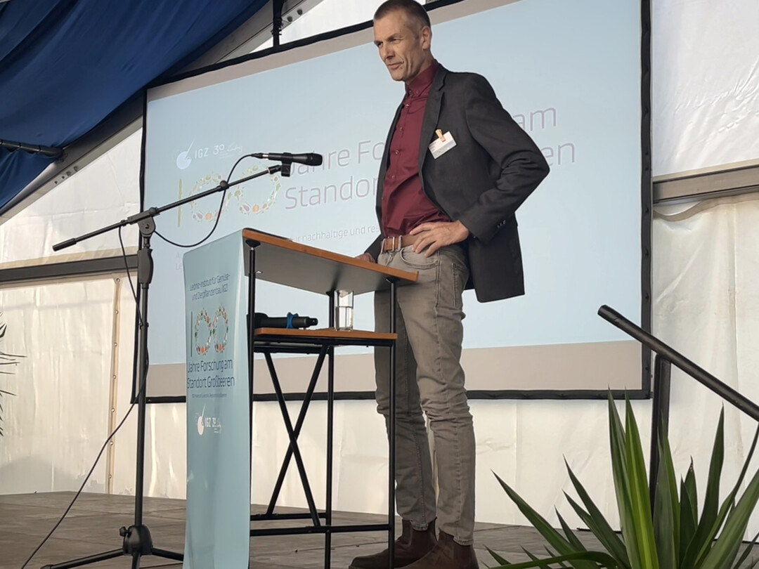 Christian Ufen hielt auf der Jubiläumsfeier einen Impulsvortrag aus Sicht des Gemüsebaus.