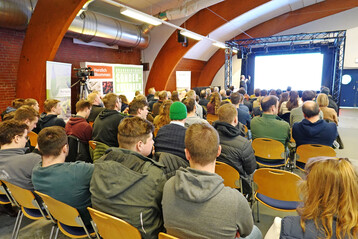 Rund 400 Besucher nutzten die Gelegenheit, kurz vor Saisonbeginn fachlichen Input zu erhalten und Meinungen auszutauschen.