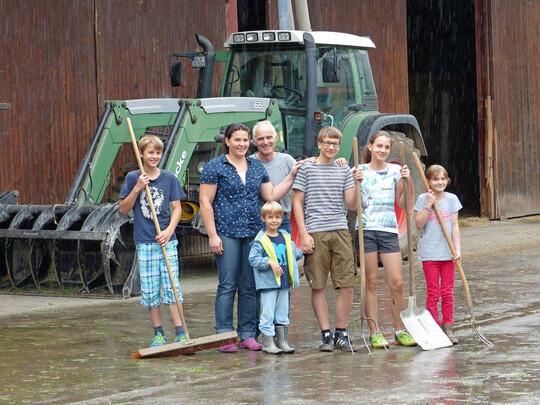 W�hrend ihrer Aktivferien werden die Jugendlichen zu Familienmitgliedern auf Zeit.