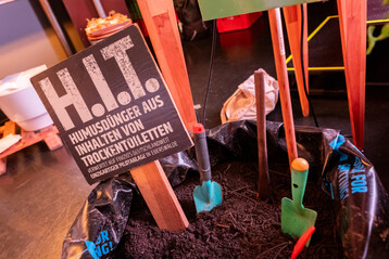 Nach drei Jahren Forschung hat das interdisziplinre Projekt zirkulierBAR Lsungsanstze zur Kreislauffhrung menschlicher Ausscheidungen als Recyclingdnger verffentlicht.