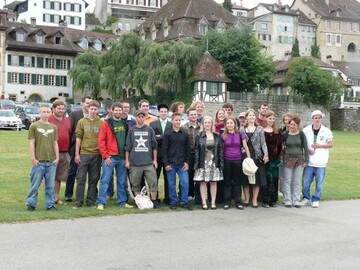 23 junge Menschen beendeten krzlich mit Erfolg ihre Ausbildung zur Gemsegrtnerin/zum Gemsegrtner in der deutschsprachigen Schweiz. Sie erhielten unter anderem von dlv Verlag, Mnchen, jeder ein Halbjahres-Freiabonnement der Zeitschrift <i>Gemse</i>.