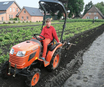 Andreas Osterloh aus Oldenburg sendete dieses
Bild ein mit dem Hinweis auf seinen wichtigsten
Mitarbeiter fr die Zukunft in seinem Betrieb,
sein Sohn Liam Osterloh, 13 Jahre.