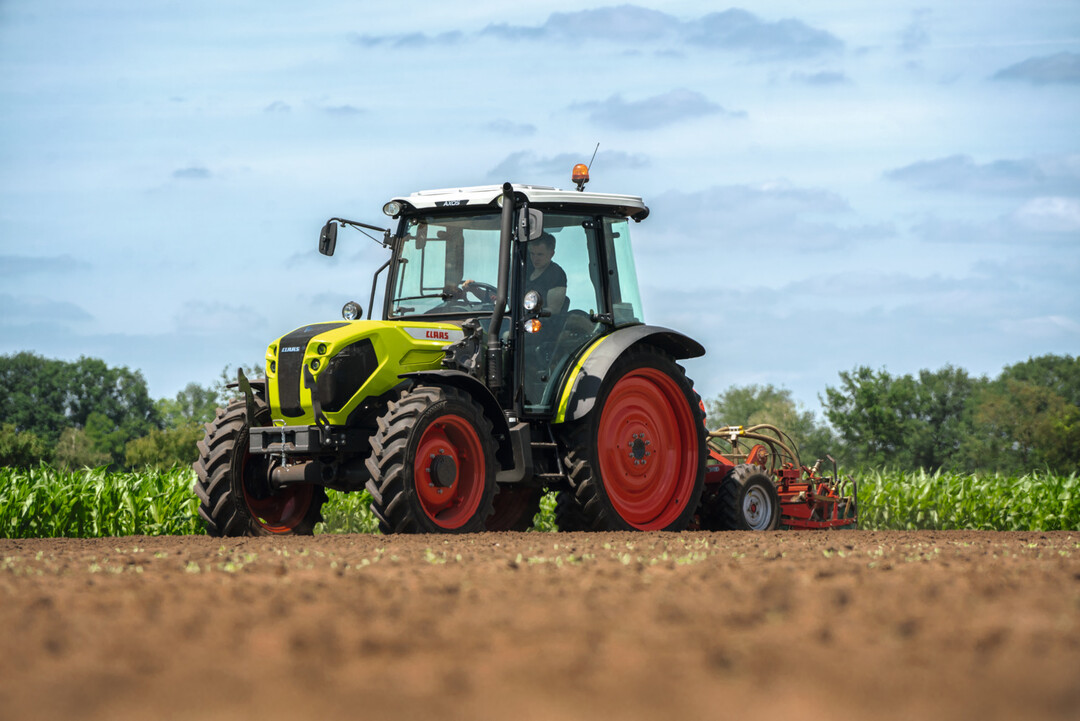Claas Axos 240