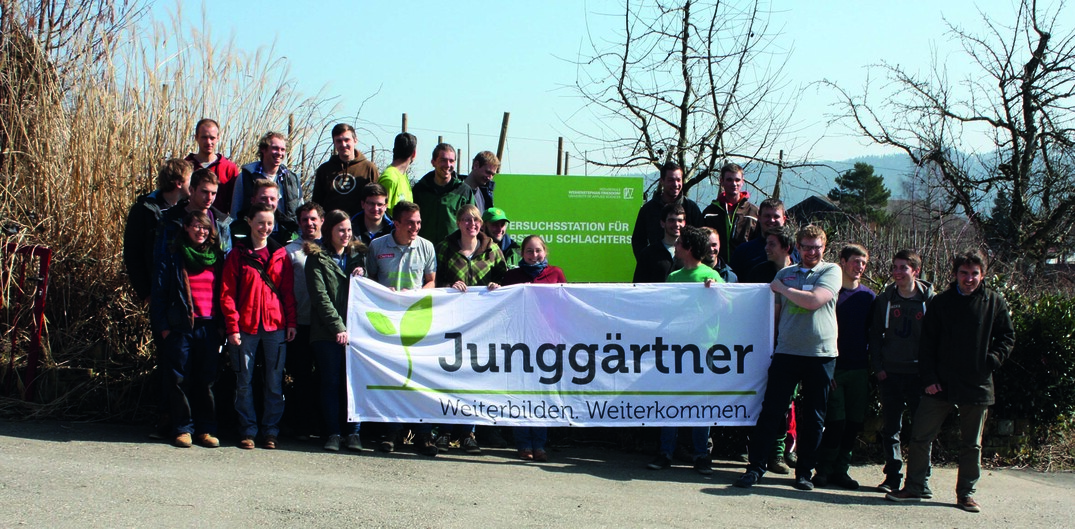 Das Junggärtner-Netzwerk und die vielfältigen Angebote der Bundes- und Landesgruppen helfen beim Start in die Ausbildung. Hier das Netzwerk junger Obstbauern bei ihrem Azubi-Tag 2016.