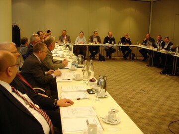 Engagiert diskutierten die Mitglieder des Vorstandes der Bundesfachgruppe Gemsebau die Themen Dngeverordnung und Pflanzenschutz
