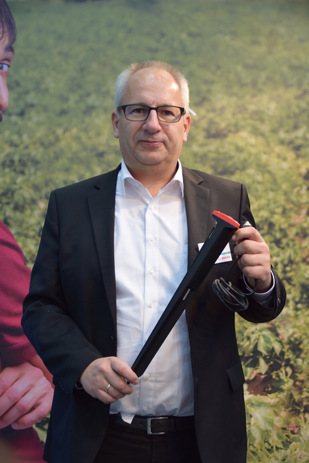 Mit dem Spargelsensor der Firma Bosch lassen sich die Temperaturen im Spargeldamm an vier Stellen berprfen. 