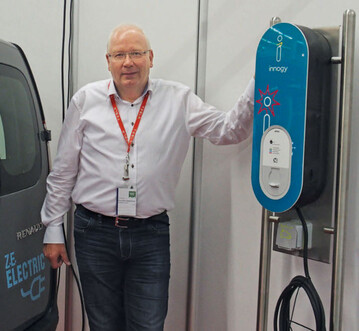 Andreas Allebrod: Elektromobilitt hat viele Vorteile. Wir mchten die Akzeptanz der E-Mobilitt frdern und wollen zeigen, dass das Thema alltagstauglich ist. 