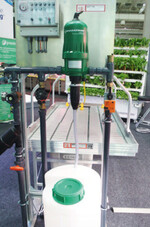 Otte bietet stabile, mobile Regalsysteme für Indoor-Farming.