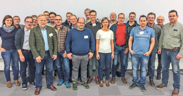 Gruppenbild mit Damen. Die Teilnehmer(-innen) der 52. Grünberger Gemüsebautage waren angetan von der ansprechenden Qualität der Vorträge und der Diskussionsbeiträge.