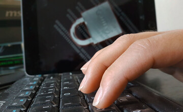 Im Betrieb erfasste Daten mssen sicher sein. Die Cyber-Sicherheit im Unternehmen darf nicht vernachlssigt werden.