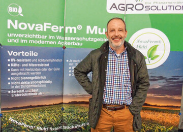Nico Steffensen erklrte die Pflanzenhilfsstoffe der NovaFerm-Produktgruppe. 