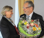 Nach 16 Jahren als Vorsitzender der Gemüse-Selbstvermarkter e. V. dankte Gerhard Kiemle (r.) seiner Frau Sigrid Kiemle (l.) und dem erkrankten Dieter Weiler für die lange Zeit der Arbeit für den Verein sowie allen Mitstreitern.