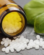 Alternativen zum klassischen chemischen Pflanzeschutz sind gefragt. Inzwischen wird auch der Einsatz von Globuli diskutiert.