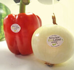 Die kompostierbaren Sinclair Ecolabel-Etiketten lassen sich direkt auf das Gemüse kleben.