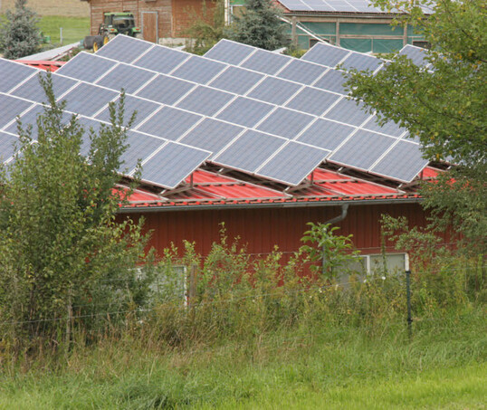 PV-Anlagen stellen eine interessante Mglichkeit der Eigenversorgung mit Strom dar.