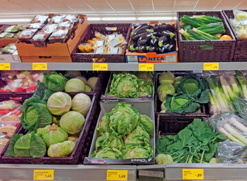Vom Anbau auf dem Feld bis zur Ernte: Gemsearten gesund zu halten, ist in der Praxis ein langer Weg. An der Ladentheke gibt es keinen Hinweis fr den Verbraucher auf besonders rckstandsarme Produkte oder zustzliche Standards im Handel.