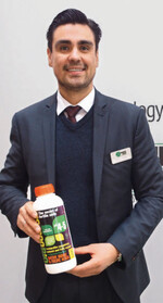 Vertriebs- und Marketingmitarbeiter Vicente Jaramillo, Humintech, stellte das Huminsäureprodukt HS-300BIO in den Fokus.