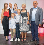 Von links: Alexandra, Christian, Johannes, Franziska, Daniel, Erna und Bernd Drechsler.