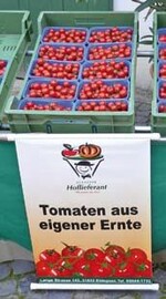 Mit „Tomaten aus eigener
Ernte“ lassen sich viele
Kunden
locken; sie wissen
um den guten Geschmack.