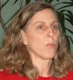 Dr. Carolin Schneider: „Mit In-vitro-
Kultur kann Kapuzinerkresse bei
hohen Kosten vermehrt werden.“