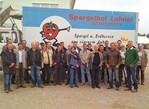 Die Mitglieder des Arbeitskreises Spargel der Bundesfachgruppe
Gemüsebau Mitte September 2009 im größten bayerischen
Spargelbetrieb Lohner in Inchenhofen, Nähe Ingolstadt.
