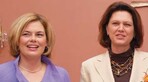 Bundesministerin Ilse Aigner (r.) gratulierte Julia Klöckner (l.) zur
Ernennung zur Parlamentarischen Staatssekretärin im BMELV.