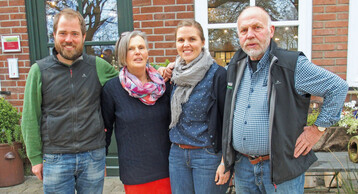 Ein perfektes Team sind die vier von Hochwald-Spargel (v.l. Hendrik Jordans, Friederike, Rachel und Jann-Henn Poen). 