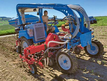 Das FobroMobil der Firma Baertschi wurde jetzt mit einem wassergekhlten Kubota-Motor ausgestattet. Die Leistung konnte auf 49 PS gesteigert werden.