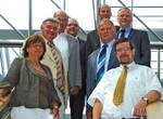 Teilnehmer am UBA-BOG Gespräch: von links nach oben, rechts:
Dr. Petra Greinder, Ökonomierat Gerhard Kneib, Dr. Reinhard
Schietinger, Jörg Disselborg, Dr. Jörn Wogram; Jochen Winkhoff,
Gerhard Schulz, Dr. Klaus G. Steinhäuser