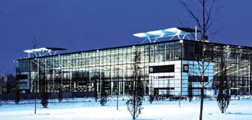 Die lichtdurchflutete Halle 13 des Messegelndes in Hannover ist
Schauplatz der zweiten Interaspa am 12. und 13. Januar 2011.