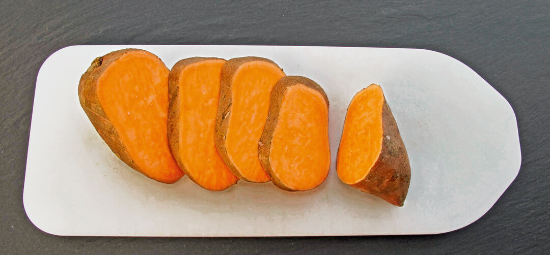 Am beliebtesten sind Süßkartoffeln mit oranger Fruchtfleischfarbe.