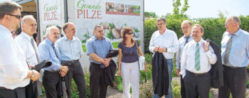 Die Mitglieder des Ernährungsausschusses des deutschen
Bundestages auf der Bundesgartenschau in Koblenz