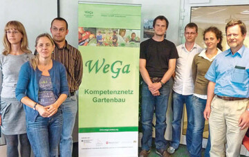 Die acht Arbeitspakete des Verbundprojekts 4 im Kompetenznetz WeGa stellten
vor: Theresa Kabakeris, Prof. Dr. Monika Schreiner, Karsten Zutz, Matthias
Schultze, Robert Hennig, Patricia Richter, Prof. Dr. Hartmut Sttzel (v.l.n.r.)