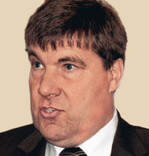 Andreas Lohff stellt sich alle
Beteiligten in einem großen
Netzwerk vor, die in Krisen
existenzsichernd kooperieren.