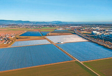 Die Betriebsgre von 1.000 ha halten die Spargel- und Beerenproduzenten Rose-Marie und Karl Baumann fr ihre machbare persnliche Obergrenze.