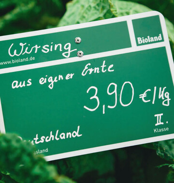 Mit der Vermarktung von eigenem Gemse und klaren Hinweisen darauf knnen Betriebe bei der Kundschaft punkten. 