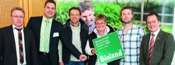 (v.l.n.r.) Alfons Kopf, Edeka Sdwest, Johannes Bliestle,
Reichenau Gemse eG, Berndt, Ingrid und Benjamin
Wagner, Dr. Christian Eichert, Bioland
