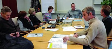 (v.l.n.r.) Jochen Kreiselmaier, Dr. Alexandra Wichura, Marut Krusche, Dr. Ingeborg Koch,
Fachgruppenvorsitzender Christian Ufen, Robert Bode, Franz-Peter Schenk