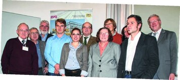 Organisatoren und Referenten am Bayerischen Industriegemsebautag (v.l.n.r.): Oskar Kre, Josef Peschl, Klaus Emerich,
Gabriel Rennberger, Carolin Rolf, Gnter Baumeister, Monika Kabba, Winfried Bimek, Daniela Gleiner, Markus Gttl,
Reinhard Kindler