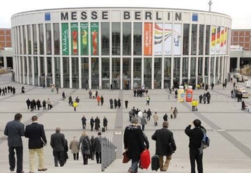 Mehr als 50.000 Fachbesucher aus 125 Lndern werden zur Fruit Logistica
in Berlin erwartet. Die rund 2.200 Aussteller kommen aus 70 Lndern.