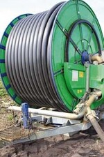 Die Beregnungsmaschine von
Aqua Pro lässt sich einfach im
Bestand drehen.