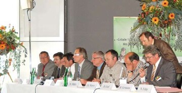 Der leitende Ausschuss des VSGP stand bei der Tagung der Schweizer Gemseproduzenten in Murten
Rede und Antwort.