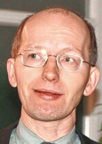 Dr. Olaf Kleber: „Jahrzehntelang
gesammelte Erfahrungen zur
Anwendung von Phytopharmaka
auch bei Kindern, Schwangeren
und älteren Menschen sind neueren
Anwendungsbeschränkungen
gegenüber zu stellen.“