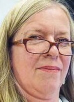 Isabelle Kokula:
„Nachdämmen
während der
Ernte ist immer
die beste Lösung,
um den Unkrautwuchs
zu minimieren.“