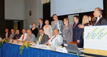 Leitender Ausschuss (vorne) und Mitglieder der Geschftsstelle
des VSGP.