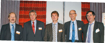 Mit Daten zur europischen Gemse-Produktion und -Nachfrage befassten sich (v.l.n.r.)
Dr. Hans-Christoph Behr, Helwig Schwartau, Dietmar Pech-Lopotta, Christian Alter und Rudy
van der Stappen.