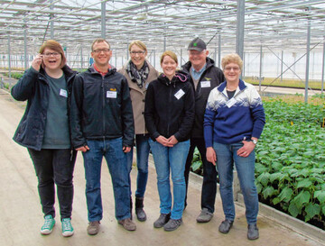 Die Gernerts strahlen am Tag
der offenen Tr: Gerd und Elke Gernert
(beide r.) mit (v. l. n. r.) Tochter Kerstin,
Sohn Achim, Schwiegertochter Michele
und Tochter Ingrun.